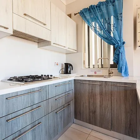 Tc3a - Charming And Homely 2 Bedroom Appartamento *